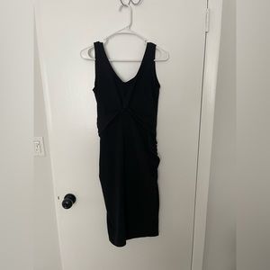Old Navy Black Sleeveless Maternity Dress
